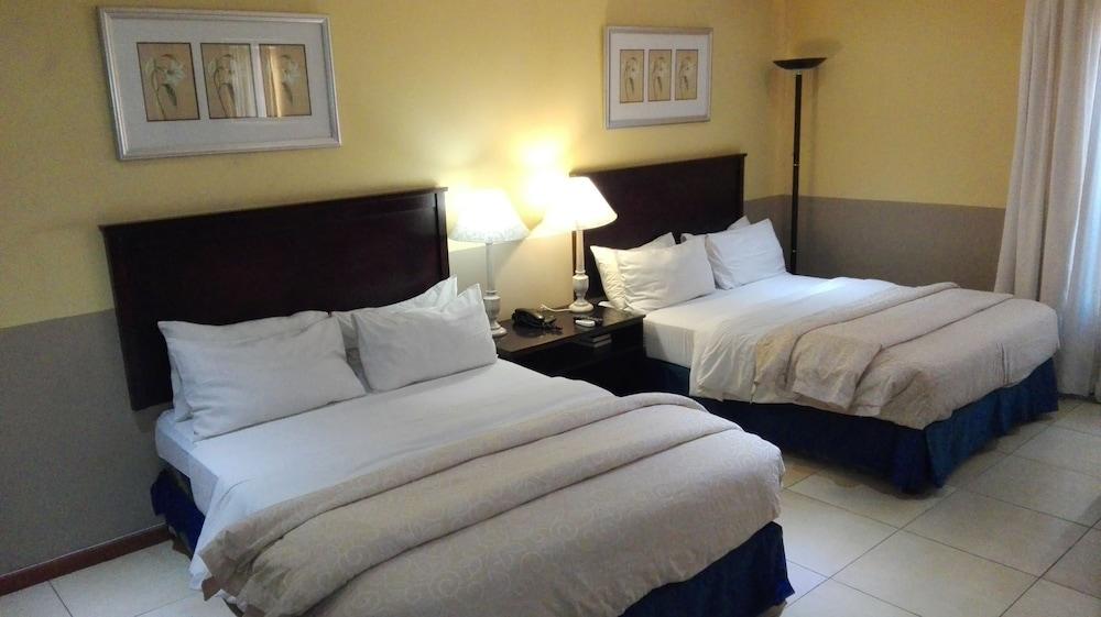 Villa Via Hotel Midrand Exterior foto