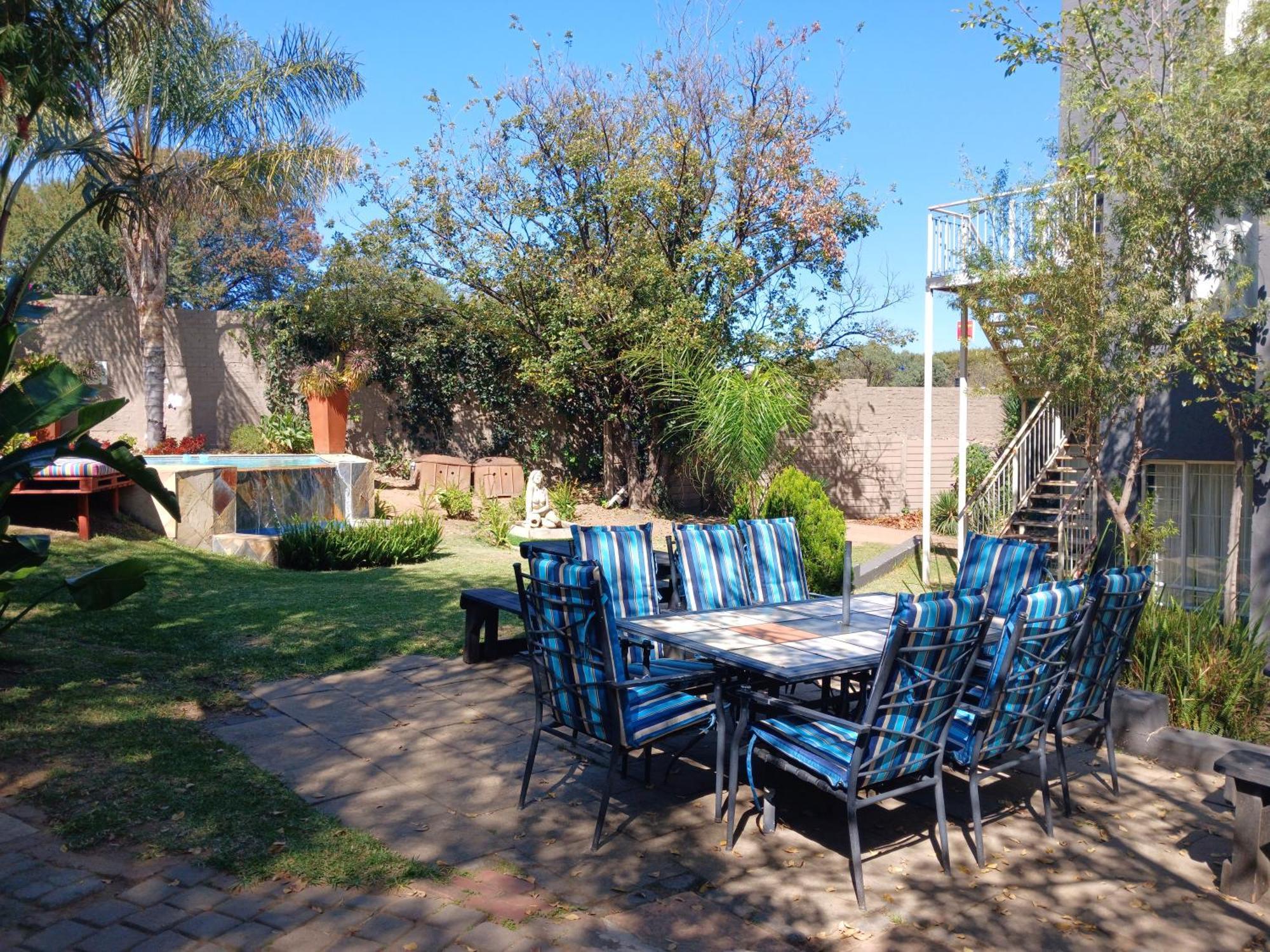 Villa Via Hotel Midrand Exterior foto